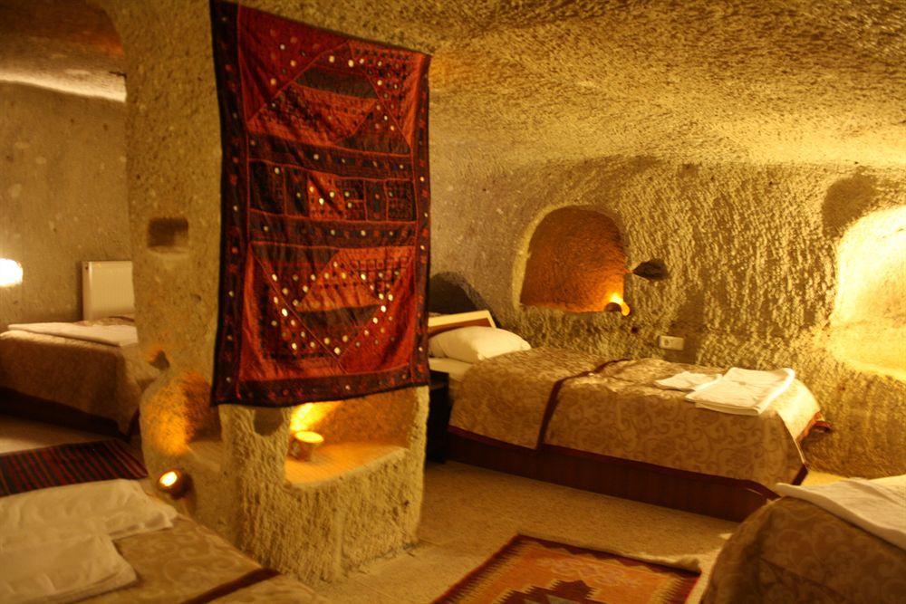 Caravanserai Cave Hotel Göreme Exterior foto