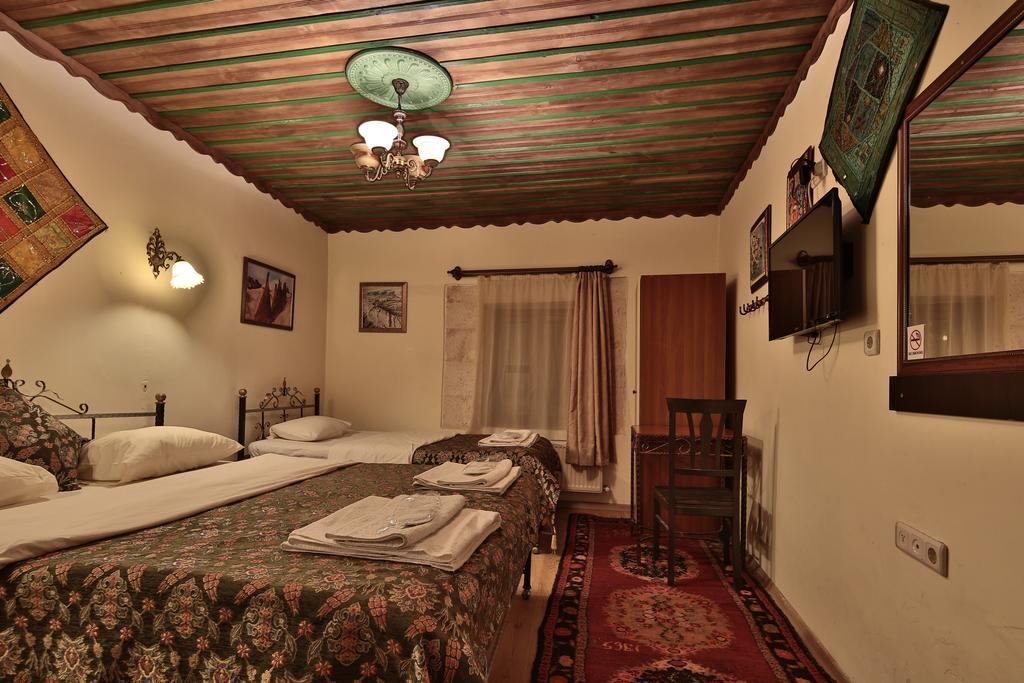 Caravanserai Cave Hotel Göreme Exterior foto