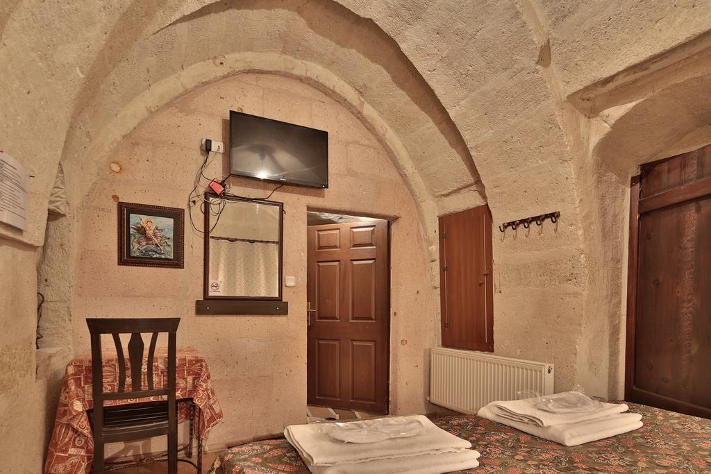Caravanserai Cave Hotel Göreme Exterior foto