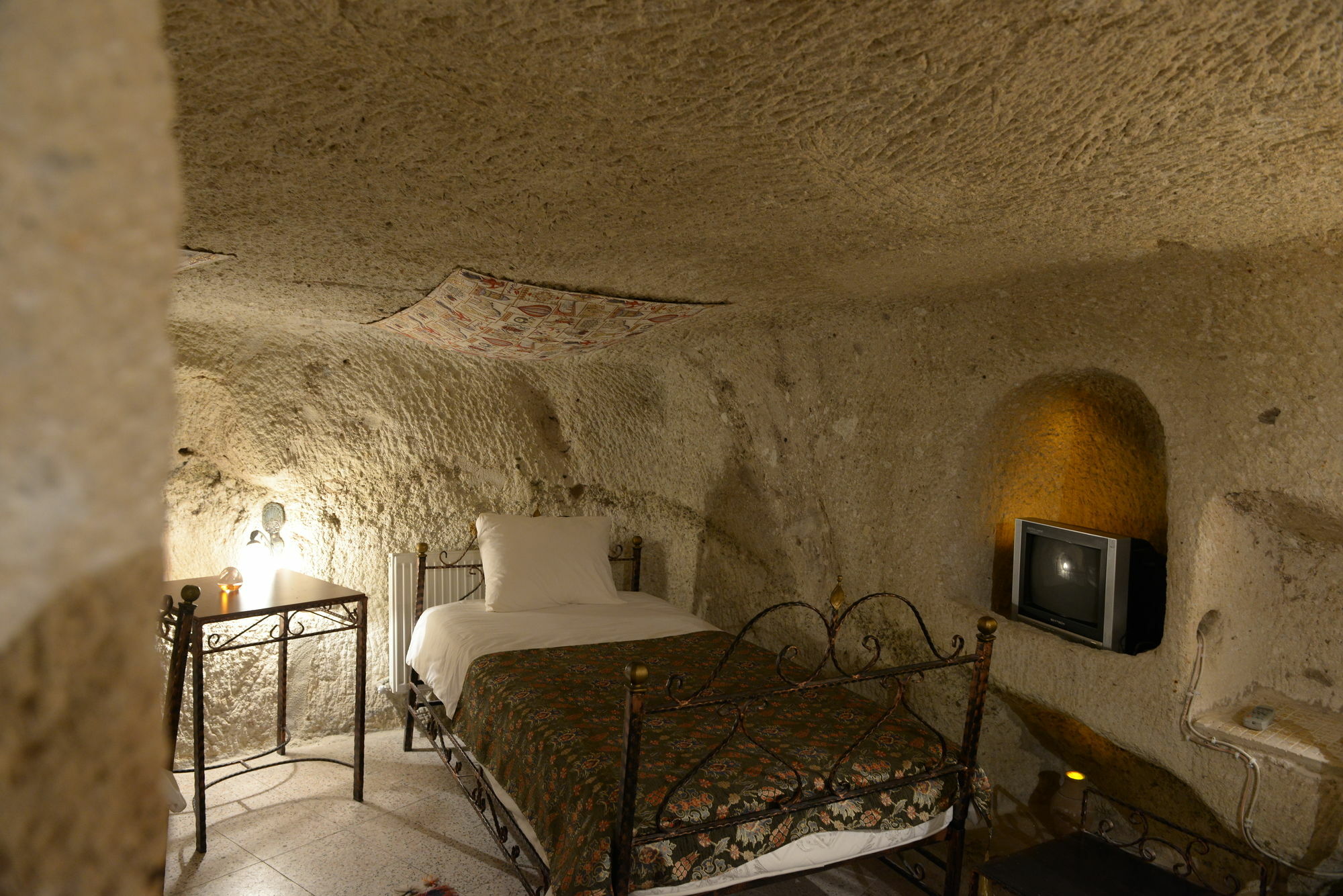 Caravanserai Cave Hotel Göreme Exterior foto